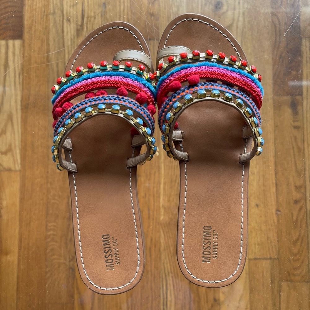 Mossimo Supply sandals size 6